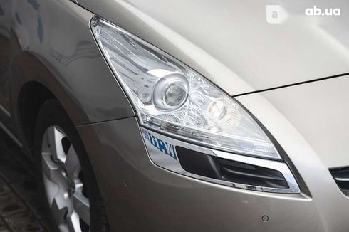 Peugeot 5008 2012 - фото 4