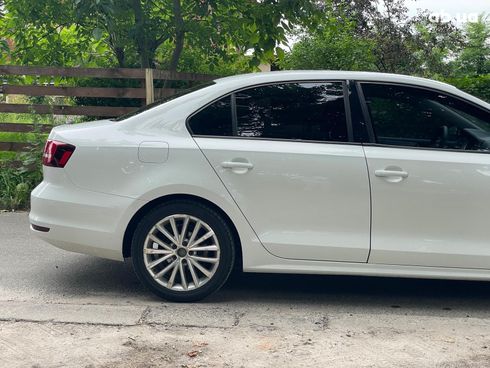 Volkswagen Jetta 2016 белый - фото 5