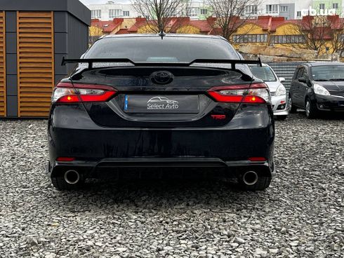Toyota Camry 2022 - фото 4