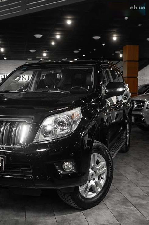 Toyota Land Cruiser Prado 2010 - фото 8