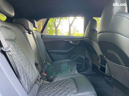 Audi Q8 2021 синий - фото 16