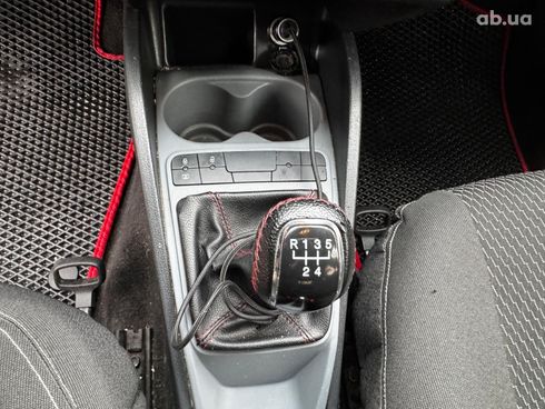 SEAT Ibiza 2013 белый - фото 34