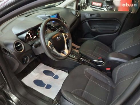 Ford Fiesta 2019 - фото 10
