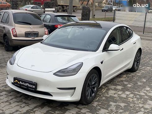 Tesla Model 3 2022 - фото 24