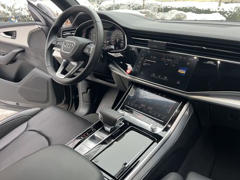 Audi Q8 2021 - фото 7