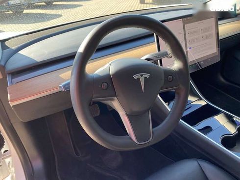 Tesla Model 3 2020 - фото 13