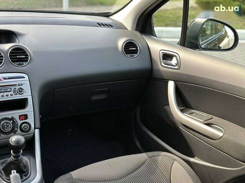 Peugeot 308 2011 - фото 21