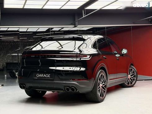 Porsche Cayenne Coupe 2025 - фото 17