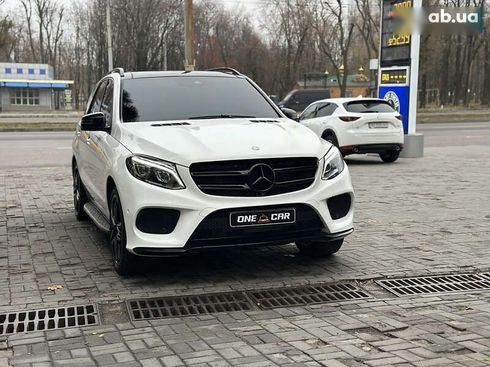 Mercedes-Benz GLE-Class 2016 - фото 3