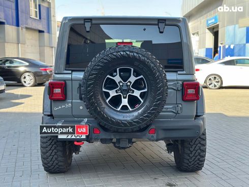 Jeep Wrangler 2018 серый - фото 7