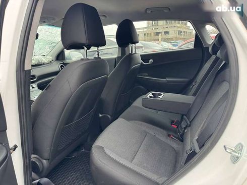 Hyundai Kona Electric 2023 - фото 14