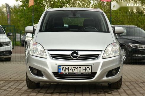Opel Zafira 2011 - фото 4