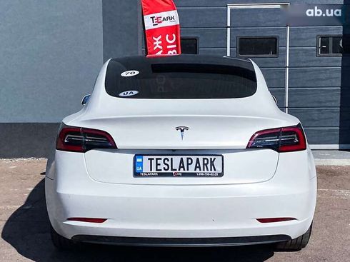 Tesla Model 3 2019 - фото 9