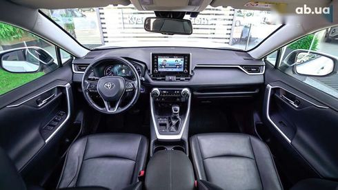 Toyota RAV4 2019 - фото 8