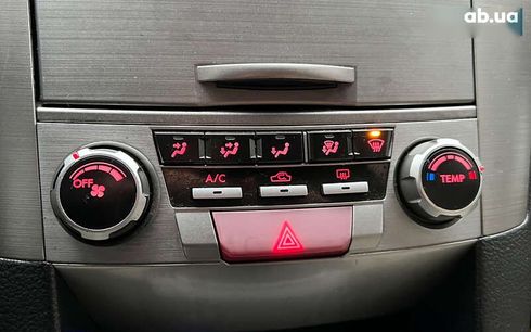 Subaru Legacy 2010 - фото 18