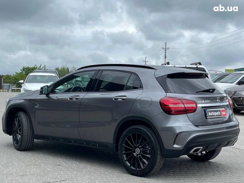 Mercedes-Benz GLA-Класс 2019 серый - фото 13