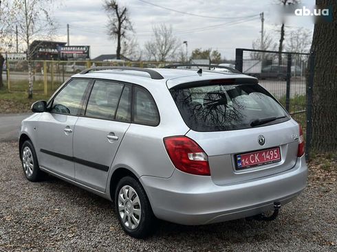 Skoda Fabia 2008 - фото 12