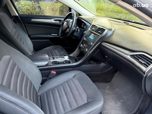 Ford Fusion 2017 белый - фото 22