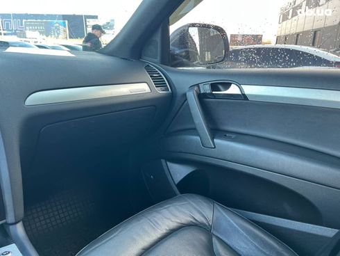 Audi Q7 2011 серый - фото 33