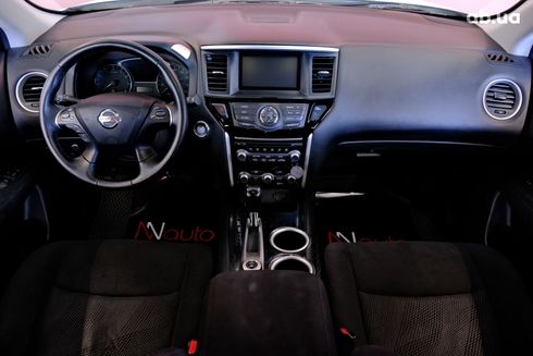 Nissan Pathfinder 2015 белый - фото 7