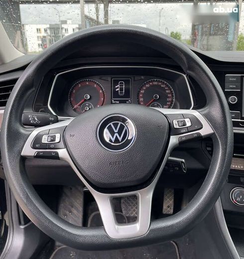 Volkswagen Jetta 2019 - фото 13