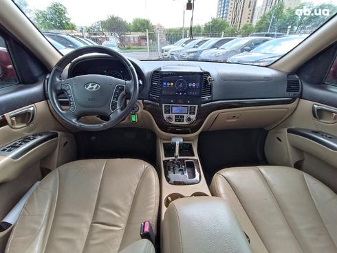 Hyundai Santa Fe 2012 красный - фото 27