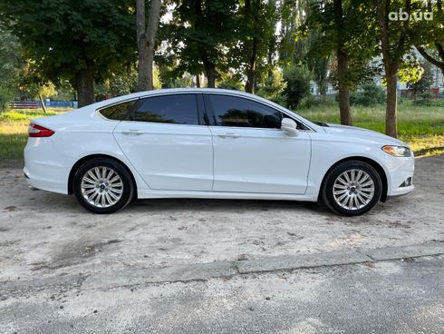 Ford Fusion 2015 белый - фото 7