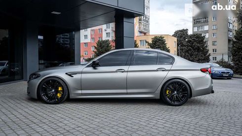 BMW M5 2018 - фото 27