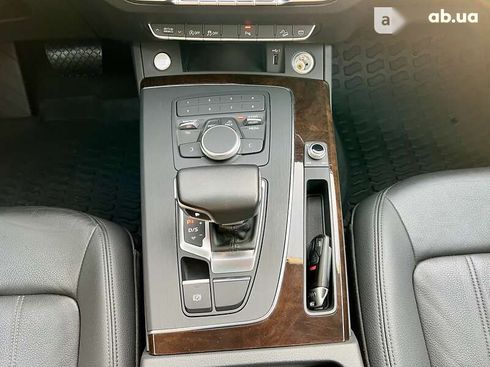 Audi Q5 2020 - фото 29