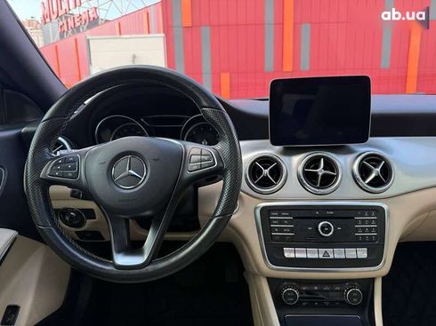 Mercedes-Benz CLA-Класс 2018 - фото 13