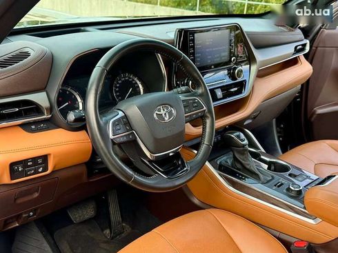Toyota Highlander 2021 - фото 21