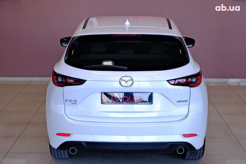 Mazda CX-5 2024 белый - фото 6