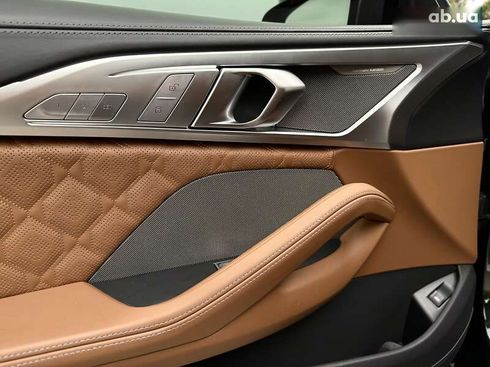 BMW M8 2023 - фото 28