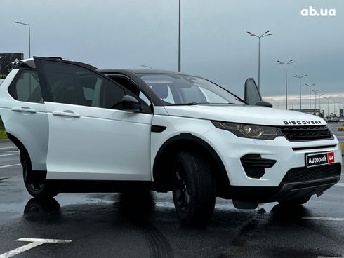 Land Rover Discovery 2016 белый - фото 42