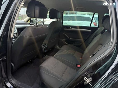 Volkswagen Passat 2016 - фото 11
