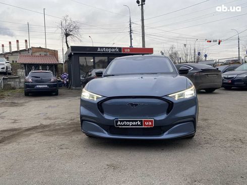 Ford Mustang Mach-E 2023 синий - фото 2