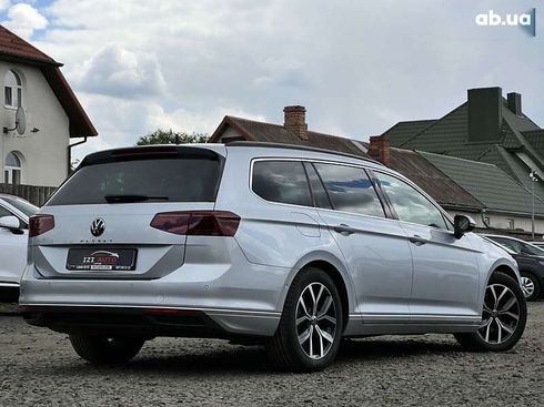 Volkswagen Passat 2022 - фото 8