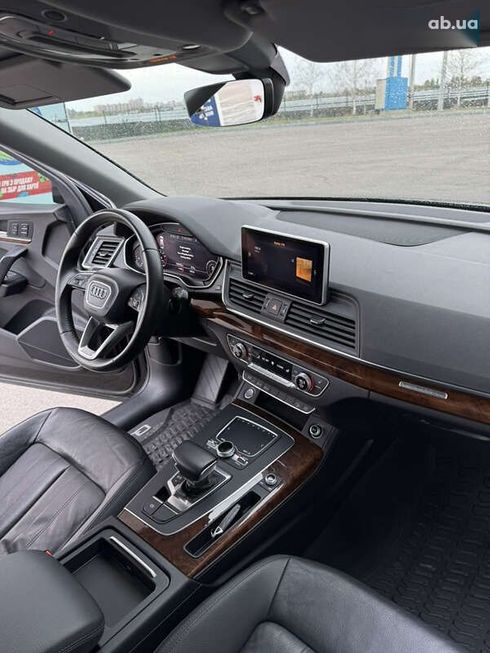 Audi Q5 2017 - фото 27