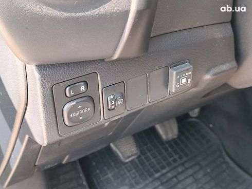 Toyota Corolla 2016 серый - фото 64