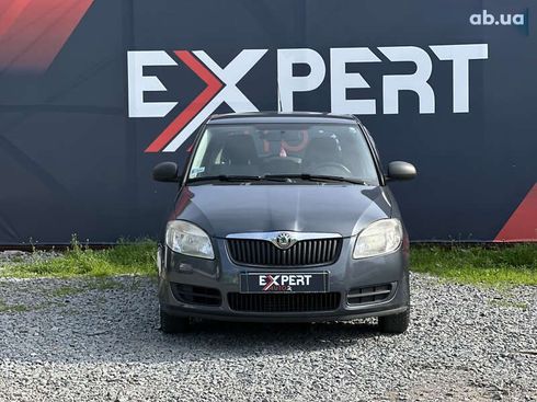 Skoda Fabia 2008 - фото 2