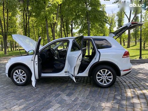Volkswagen Touareg 2015 - фото 13