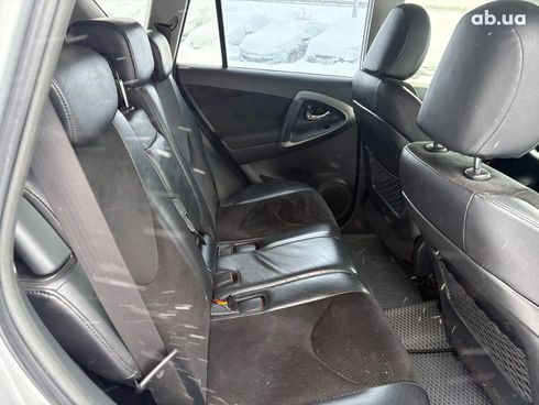 Toyota RAV4 2012 серый - фото 34