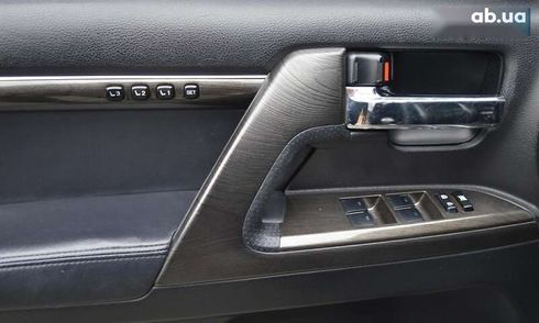 Toyota Land Cruiser 2012 - фото 19