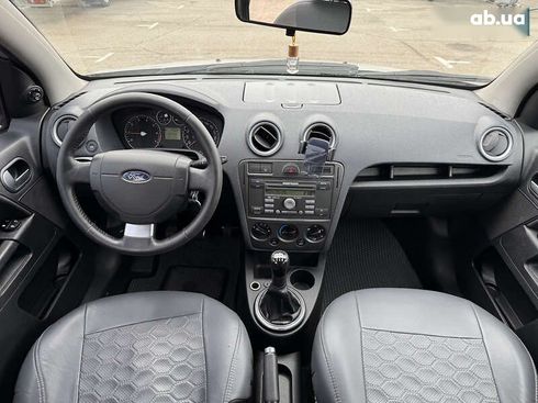 Ford Fusion 2011 - фото 20
