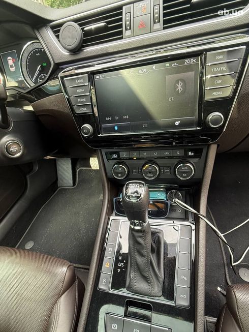 Skoda Superb 2016 - фото 18