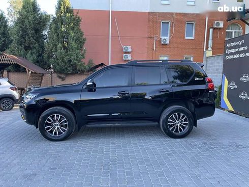 Toyota Land Cruiser Prado 2018 - фото 18