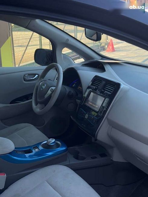 Nissan Leaf 2011 - фото 23