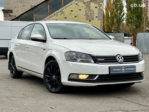 Volkswagen Passat 2013 белый - фото 7