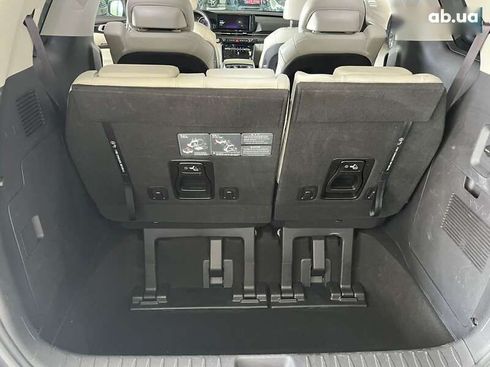 Kia Carnival 2023 - фото 10