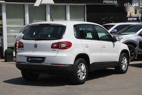 Volkswagen Tiguan 2010 - фото 6